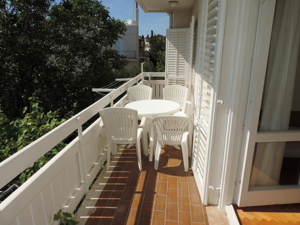 Apartment Vidas Novalja Bagian luar foto