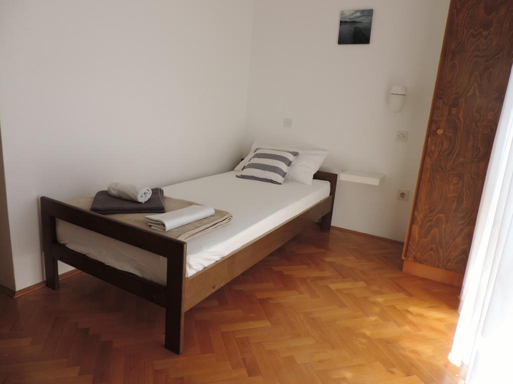 Apartment Vidas Novalja Bagian luar foto