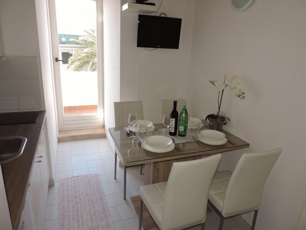 Apartment Vidas Novalja Bagian luar foto