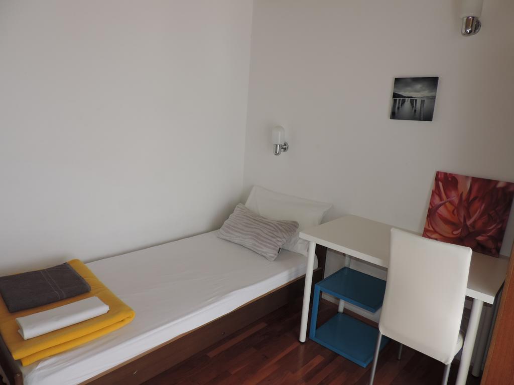 Apartment Vidas Novalja Bagian luar foto