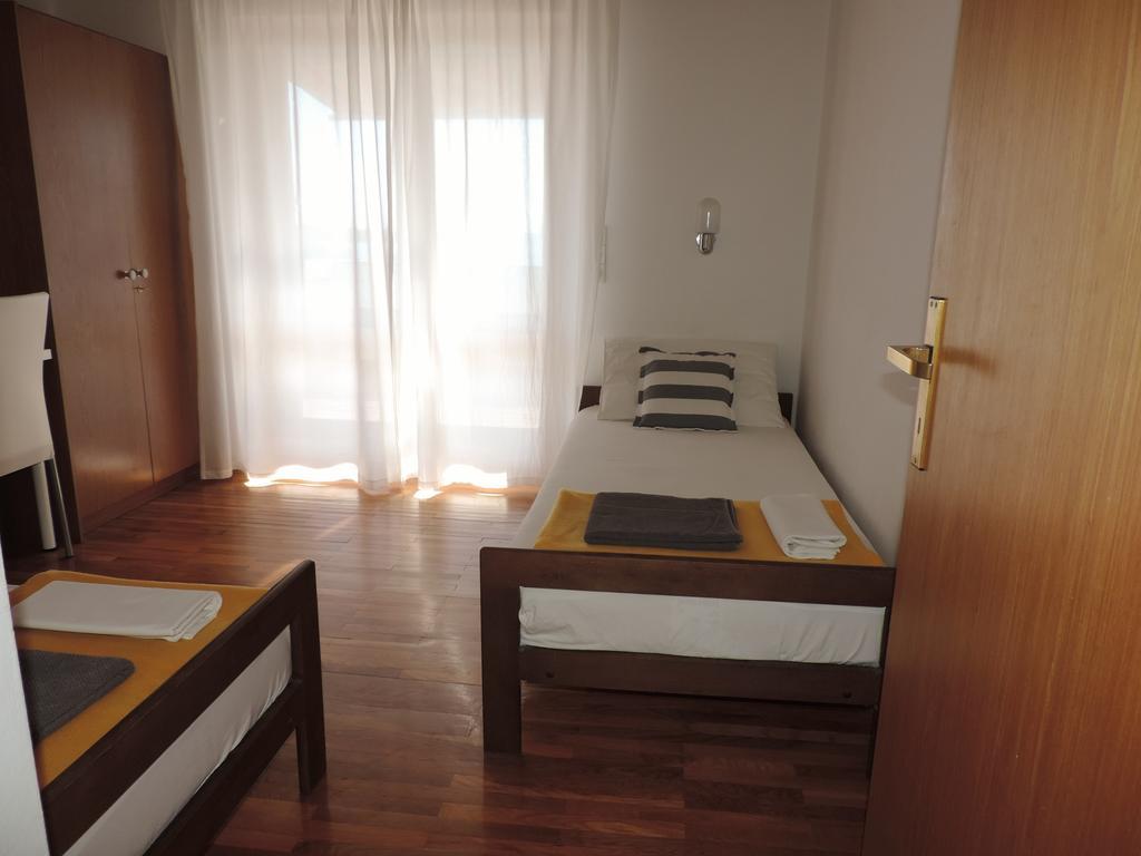 Apartment Vidas Novalja Bagian luar foto
